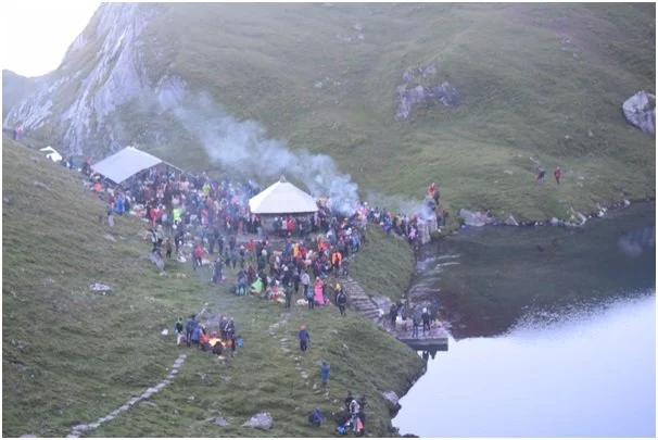 जनैपूर्णिमा: म्याग्दीका शक्तिपीठमा भक्तजनको घुइँचो