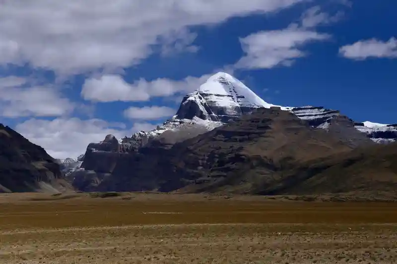 कैलाश मानसरोवर दर्शन गर्न सहज व्यवस्था मिलाइने: प्रधानमन्त्री दाहाल