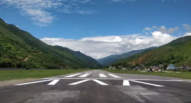 रामेछापको मन्थलीदेखि लुक्ला विमानस्थलको उडान सुरु