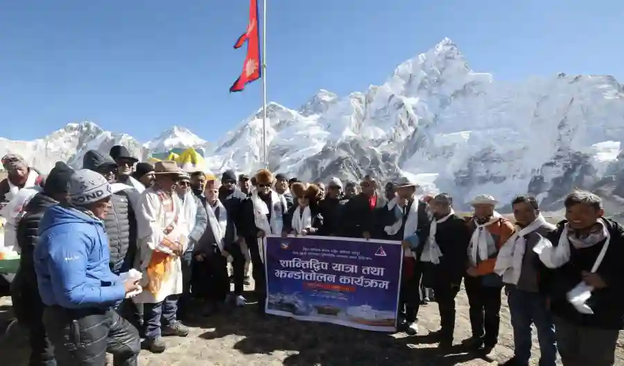 प्रधानमन्त्री दाहाललाई बुझायो तीन बुँदे ज्ञापन