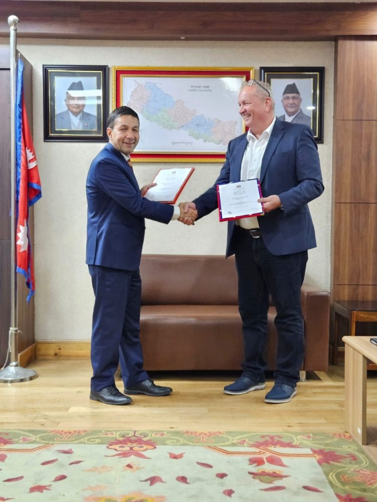 ६४ लाख थान पासपोर्ट आपूर्तिका लागि दुई कम्पनीसँग सम्झौता, आईडीईएमआईएको रजगज अन्त्य